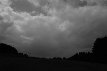 Landschaft Umwelt Natur Wiesen Hügel Wolken