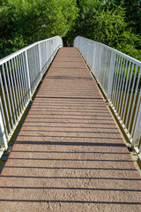 Obraz premium A footbridge over the River Ouse in Sussex