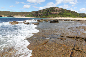 Fototapeta premium Flat Rock - Moonee NSW Australia. South of Newcastle this stretch of coastline is undeveloped with amazing coastal vistas.