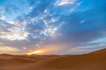 Fototapeta na wymiar Sunrise in the Sahara Desert in Morocco