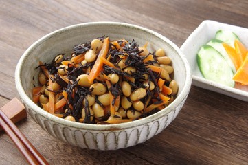 大豆とヒジキの煮物　Soybean and hijiki