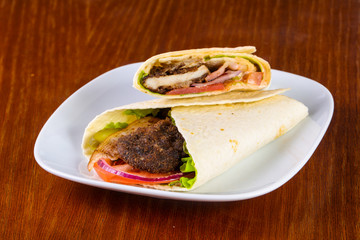 Pita with beef