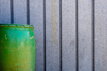 green contrast