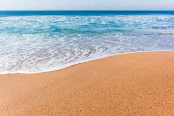 Fototapeta na wymiar Beach Ocean Waters Edge Wave Wash Blue Horizon