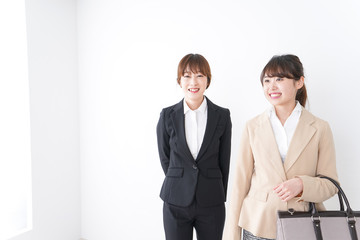 若いビジネスウーマン