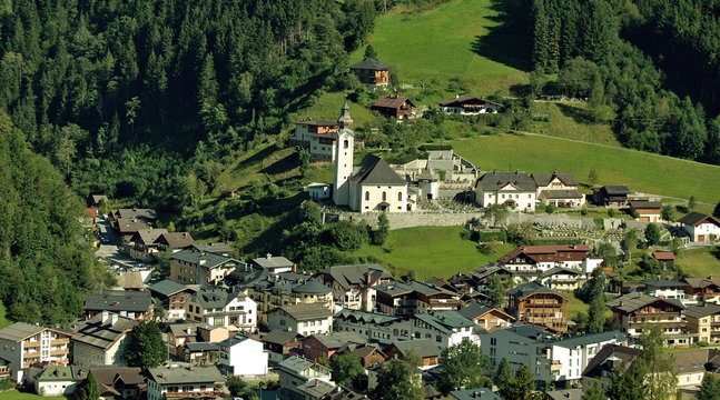 Blick aus der Panoramabahn auf H&uuml;ttschlag