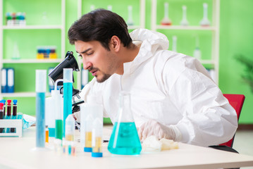 Chemist working in the lab on new experiment