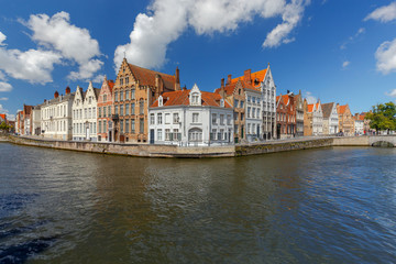 Bruges. Canal Spiegel Rei.