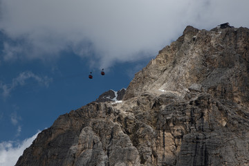 Obraz premium Mountains Lakes and Nature in the Dolomites, Italy