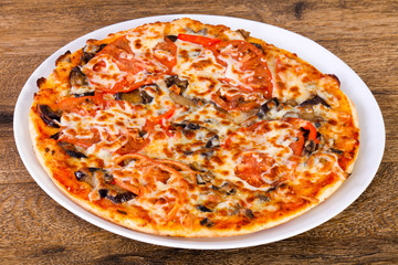 Pizza with aubergine