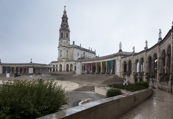Obraz premium The Sanctuary of Fatima. Square and Basilica of Our Lady of Fatima during the bad weather