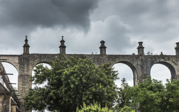 Aqueduct near the medieval castle and the Templar monastery in Tomar