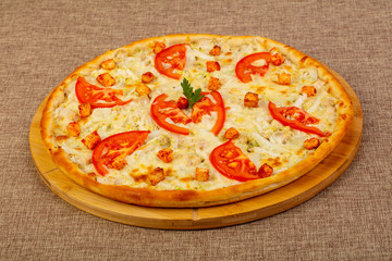 Pizza caesar with chicken