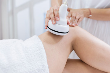Radiofrequency lifting thighs treatment