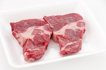 牛肩ロースステーキ（生肉）