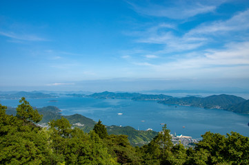 Fototapeta na wymiar 瀬戸内海　安芸灘大橋　とびしま海道