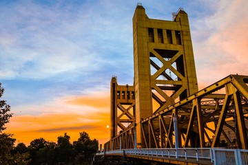 Sacramento Tower Bridge: A Landmark