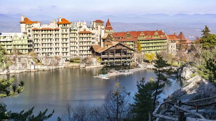 Lake Mohonk is a lake in Ulster County, New York, located on the Mohonk Preserve outside New Paltz, New York, in the Shawangunk Mountains. - obrazy, fototapety, plakaty