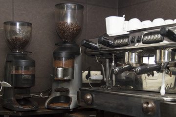 Obraz na płótnie Canvas coffee machine in the pub