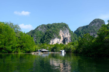 Fototapeta na wymiar Atmosphere lake in Thailand
