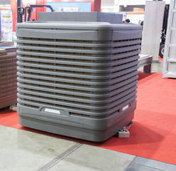 The industrial evaporator air cooler