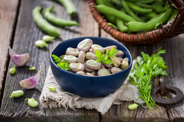 Enjoy your broad beans boiled with garlic and fresh parsley