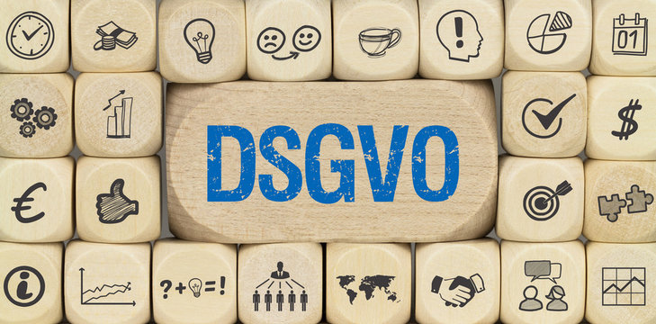 DSGVO / Würfel mit Symbole