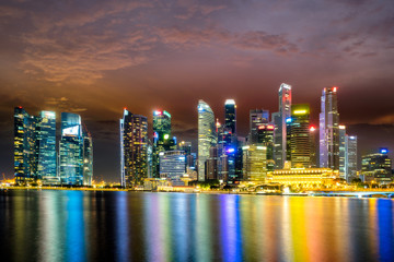Cityscape of skycraper in Singapore at night