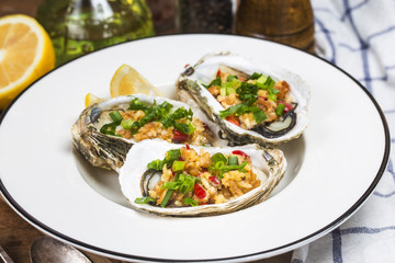 Roast oysters plate