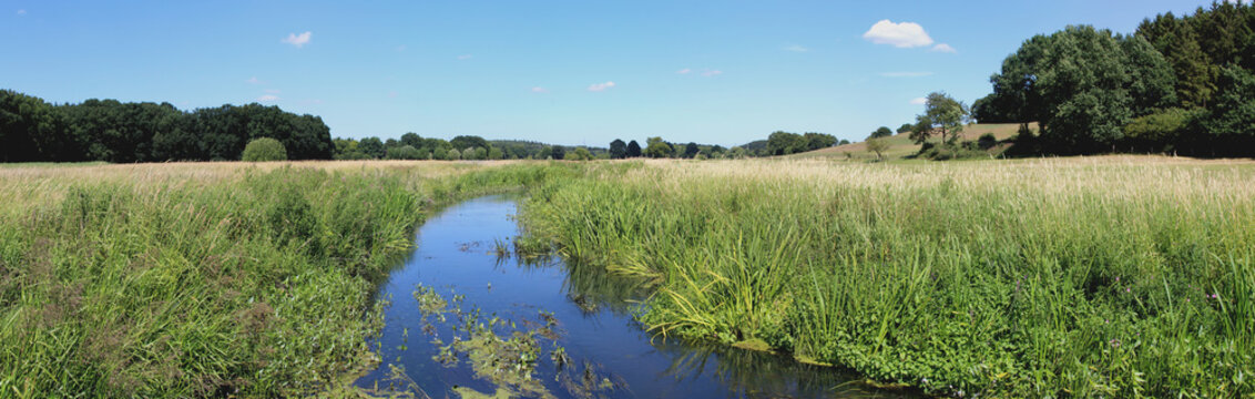 Fluss Eider am Westensee bei Kiel - Panorama
