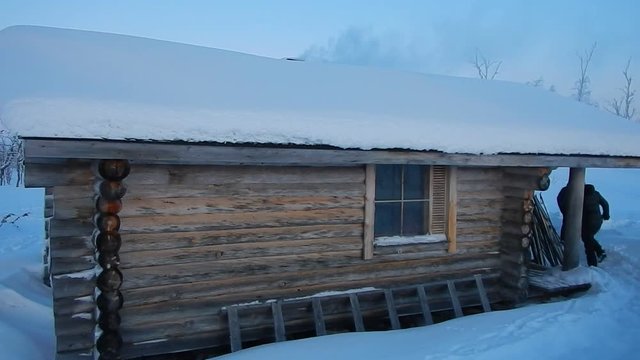 winter skiikng adventure in lappland