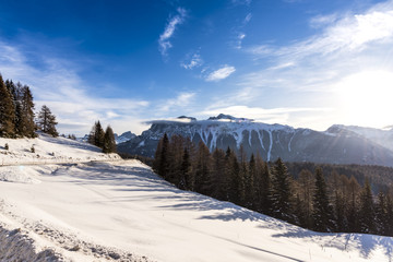 Fototapeta na wymiar View in Dolomites mountains