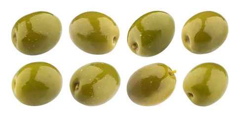 Gordijnen Green olives isolated on white background with clipping path © xamtiw