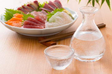 冷酒と刺身の盛合せ