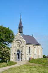 Fototapeta na wymiar chapelle des marins à Saint Valéry sur Somme