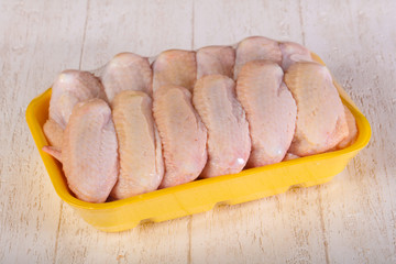 Raw chicken wings