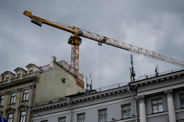 Fototapeta na wymiar construction in the city, crane, St. Petersburg