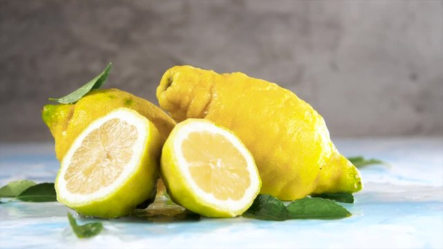 Frische Bio Zitronen