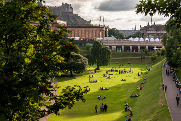 Fototapeta na wymiar People enjoying parkland Edinburgh