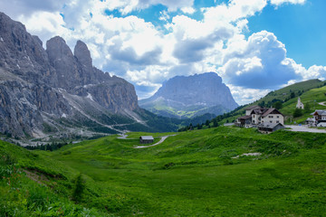 Fototapeta na wymiar Beautiful summer mountain view of Sella group on Dolomites
