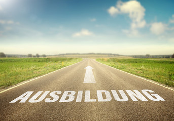 Straße mit dem Wort Ausbildung