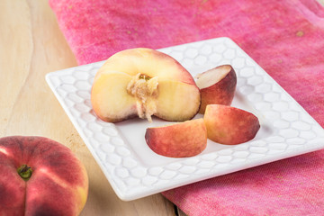 Donut white peaches.