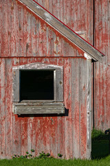 Obraz na płótnie Canvas Faded Red Barn and Window