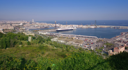 Fototapeta premium Barcelona cityscape view in Spain