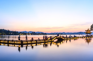 Fototapeta premium Beautiful Hangzhou West Lake landscape at sunset