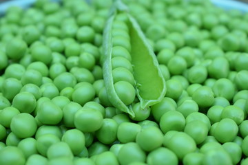Зеленый горошек