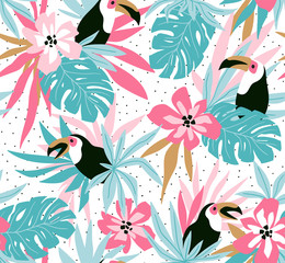 Floral background with tropical flowers, leaves and toucans. Vector seamless pattern for stylish fabric design. © Utro na more