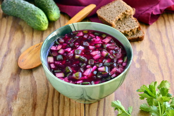 Cold beet soup with vegetables