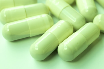 Vitamin mineral health supplements