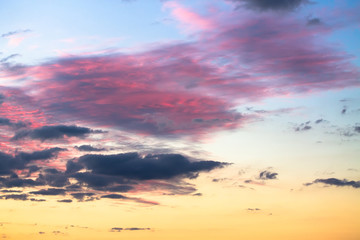 bright colors of the evening sky / nature is always pleased with something that is not repeatable